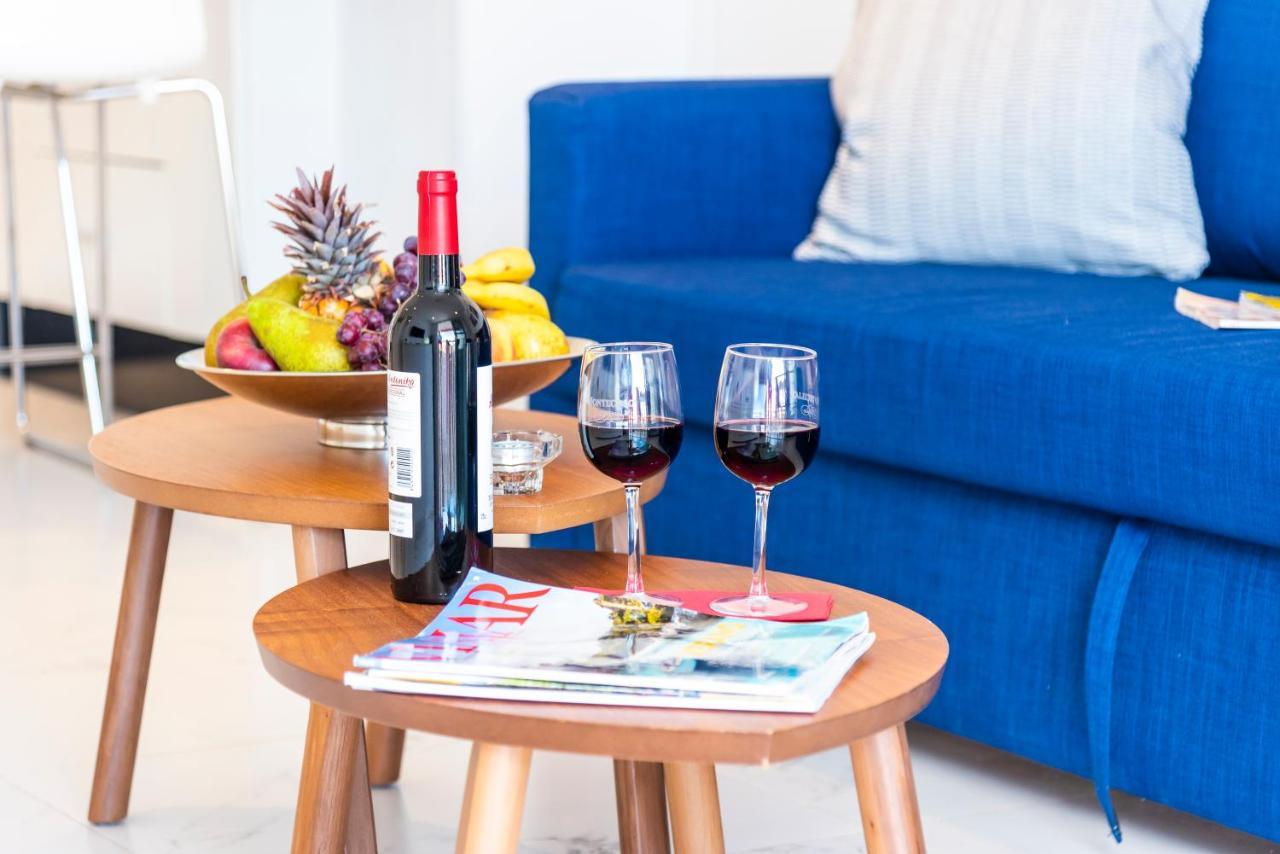 Appartamento 76. Cristianos First Sea Line, Parking, Wi Fi *